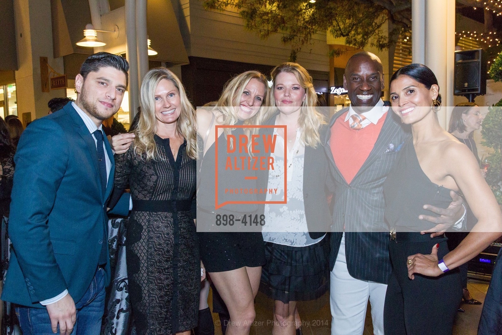 Andres LaFlor, Tracy Sartorio, Jennie Lang, Jennifer Joofe, Marcus McCalister, Suzette Rennison, Runway & Cocktail Partnership with VOGUE, US, October 31st, 2014, Photo #898-4148 Andres LaFlor, Tracy Sartorio, Jennie Lang, Jennifer Joofe, Marcus McCalister, Suzette Rennison, Photo #898-4148