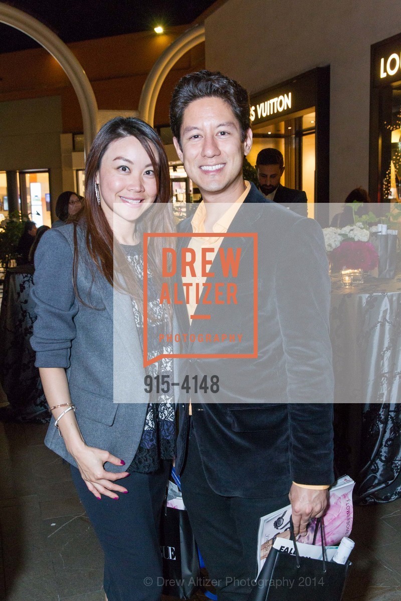 Tiffany Huang, Ryan Meirose, Runway & Cocktail Partnership with VOGUE, US, October 31st, 2014, Photo #915-4148 Tiffany Huang, Ryan Meirose, Photo #915-4148