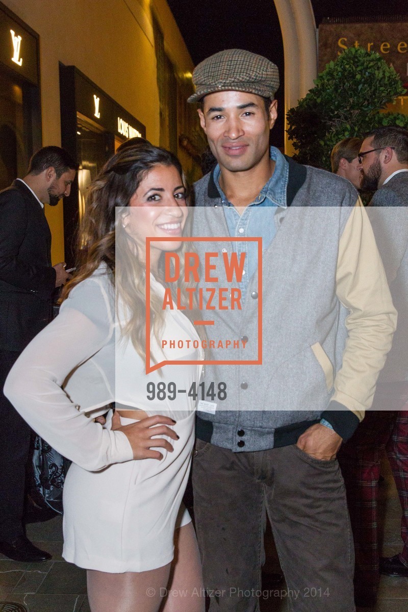 Vanessa Morais, Sharif Rosales Webb, Runway & Cocktail Partnership with VOGUE, US, October 31st, 2014, Photo #989-4148 Vanessa Morais, Sharif Rosales Webb, Photo #989-4148