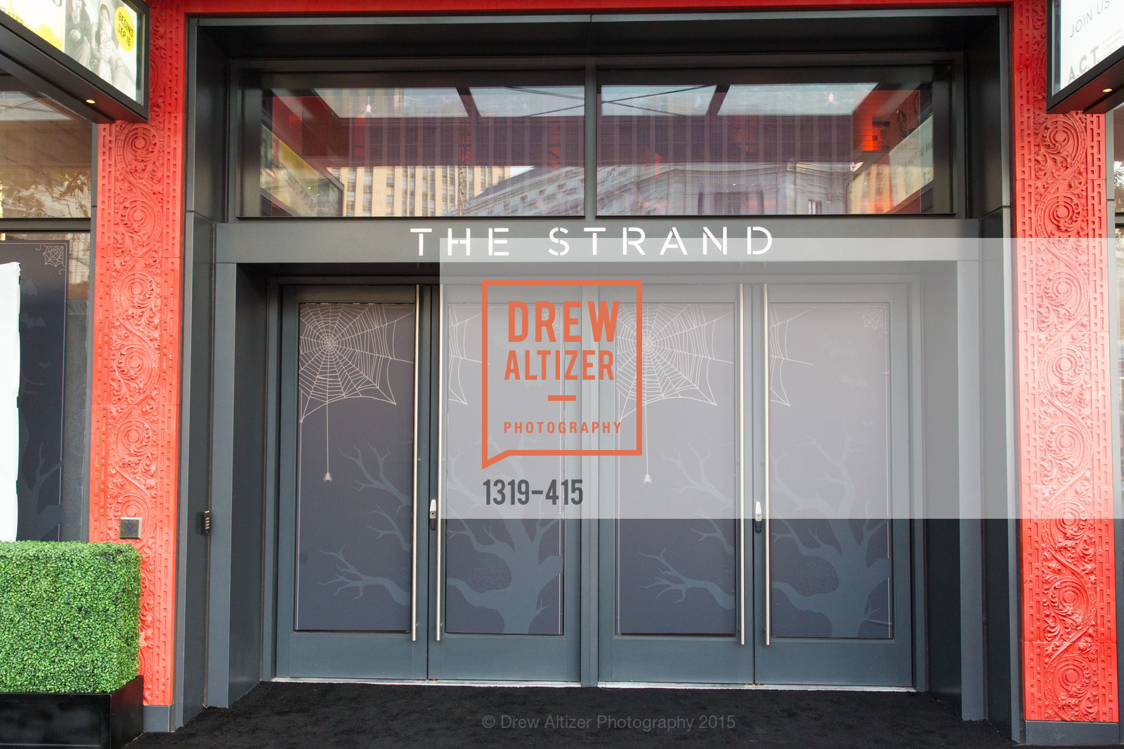 Atmosphere, SPOOKED AT THE STRAND Presented by the American Conservatory Theater, The Strand Theater. 1127 Market Street, October 26th, 2015,Drew Altizer, Drew Altizer Photography, full-service agency, private events, San Francisco photographer, photographer california