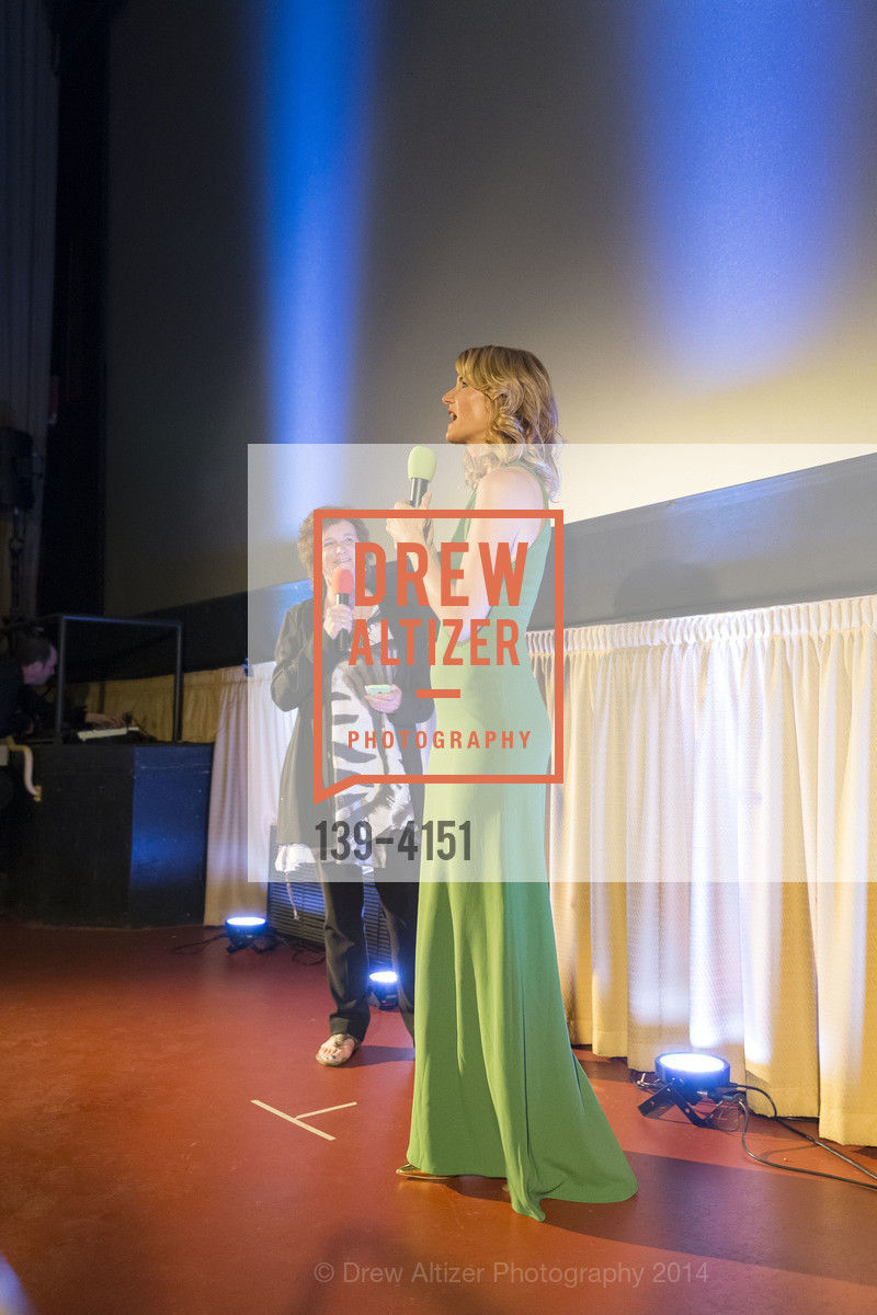Zoe Elton, Laura Dern, Mill Valley Film Festival 2014 Red Carpet Arrivals for WILD, US, October 12th, 2014, Photo #139-4151 Zoe Elton, Laura Dern, Photo #139-4151