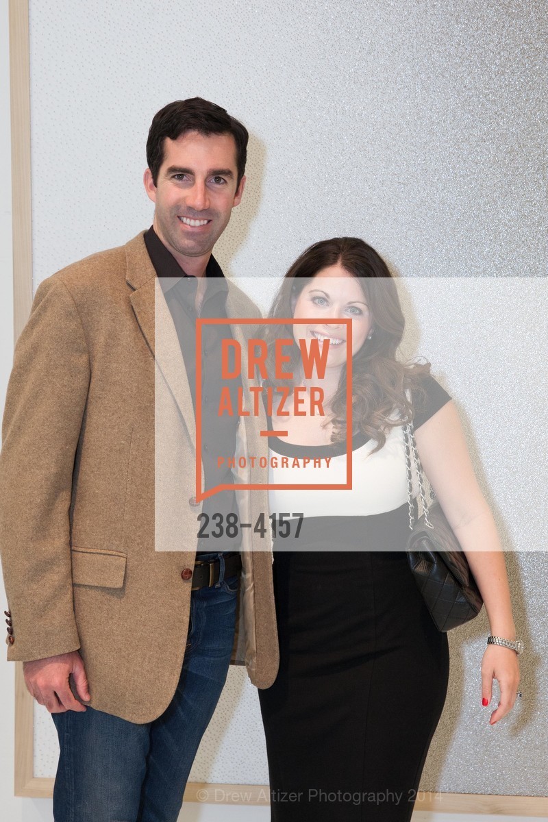 Jason Payne, Lindsay Reinsmith, PACE GALLERY, Menlo Park Presents Tara Donovan's Exhibit, US, May 21st, 2014, Photo #238-4157 Jason Payne, Lindsay Reinsmith, Photo #238-4157