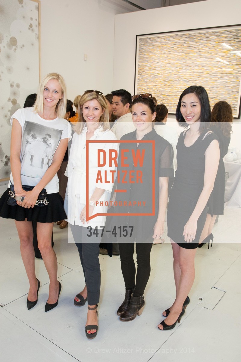 Lucy Page, Abby Durbin, Sabrina Buell, Kelly Huang, PACE GALLERY, Menlo Park Presents Tara Donovan's Exhibit, US, May 21st, 2014, Photo #347-4157 Lucy Page, Abby Durbin, Sabrina Buell, Kelly Huang, Photo #347-4157
