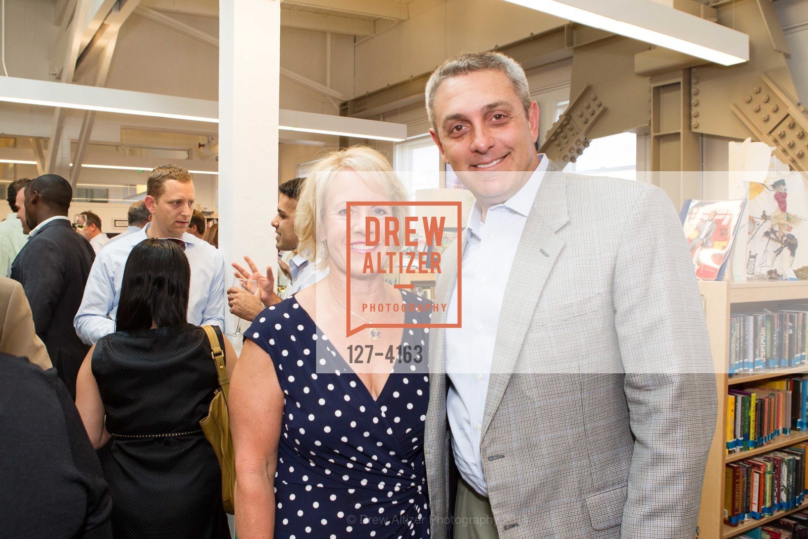Renee Linde, Michael Malaga, 6th Annual SMART GOES TO COLLEGE Dinner, US, May 1st, 2014, Photo #127-4163 Renee Linde, Michael Malaga, Photo #127-4163