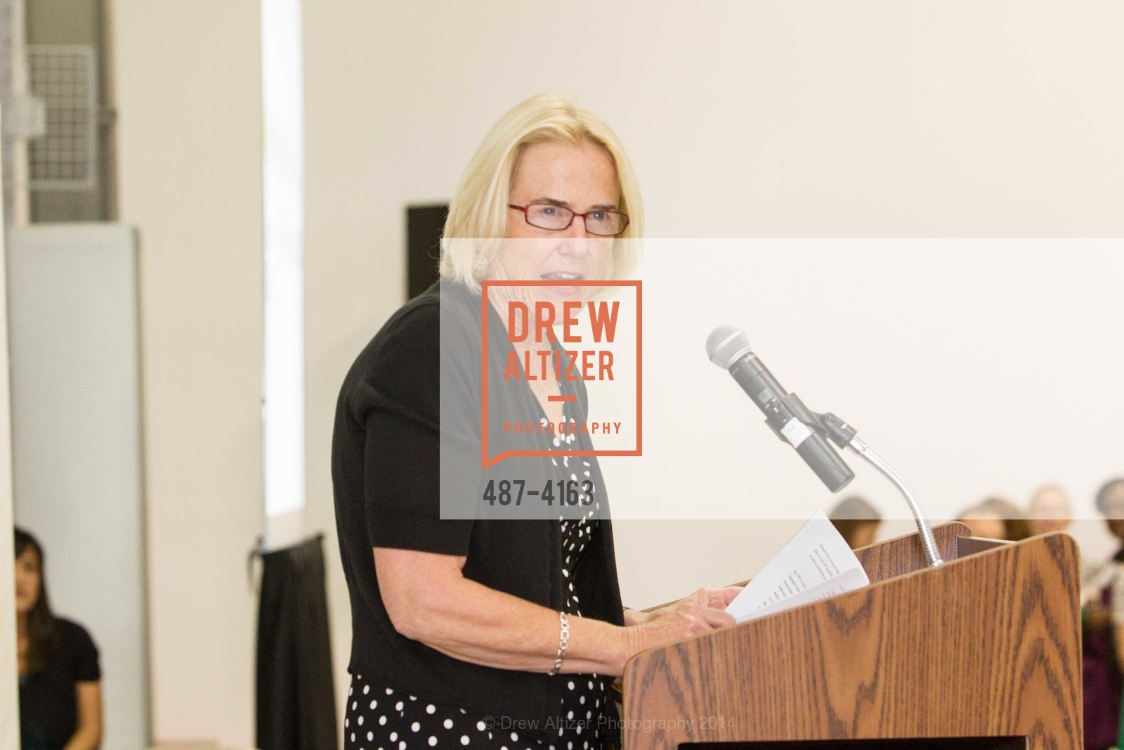 Cathy Hunter, 6th Annual SMART GOES TO COLLEGE Dinner, US, May 1st, 2014, Photo #487-4163 Cathy Hunter, Photo #487-4163