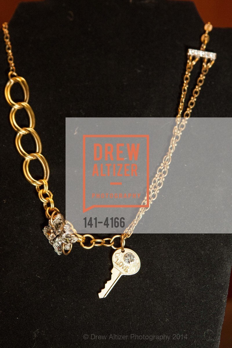 LEVI'S "Key to the Stadium" Collection by JENNIFER MONTANA DESIGNS, US, August 21st, 2014, Photo #141-4166 Photo #141-4166