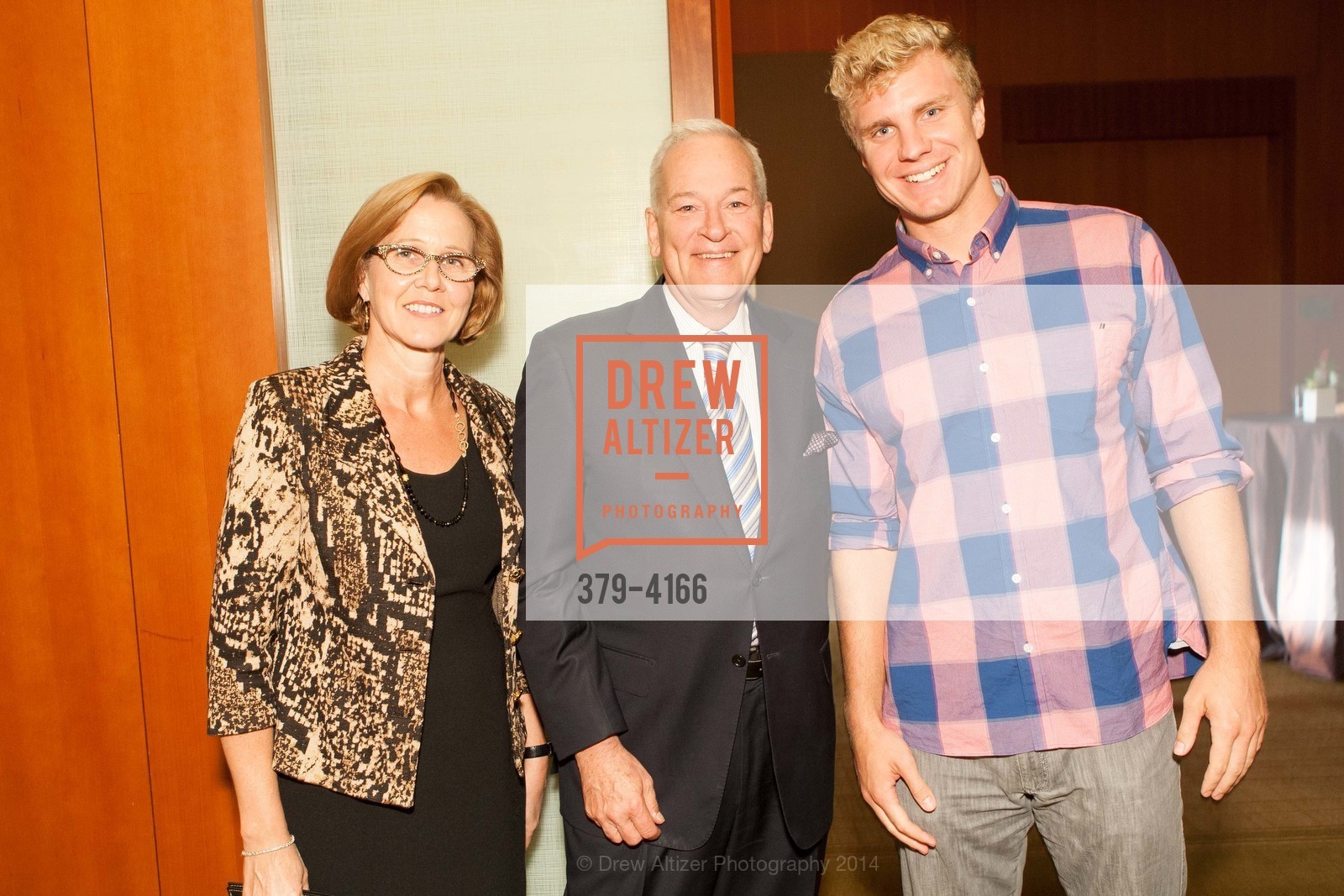 Tracy Mercer, Nick Montana, LEVI'S "Key to the Stadium" Collection by JENNIFER MONTANA DESIGNS, US, August 21st, 2014, Photo #379-4166 Tracy Mercer, Nick Montana, Photo #379-4166