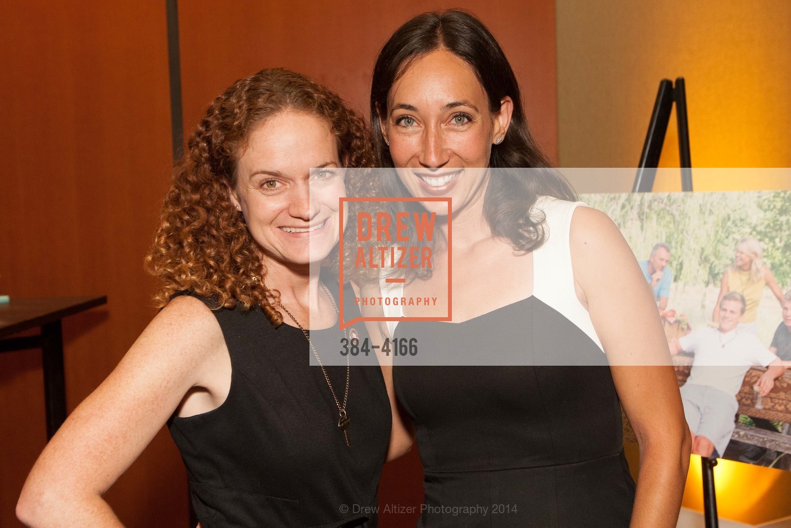 Joanne Pasternack, Hillary Frank, LEVI'S "Key to the Stadium" Collection by JENNIFER MONTANA DESIGNS, US, August 21st, 2014, Photo #384-4166 Joanne Pasternack, Hillary Frank, Photo #384-4166