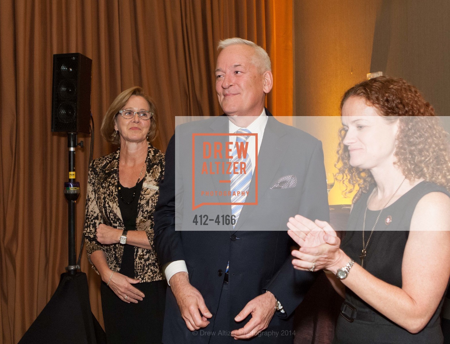 Tracy Mercer, Joanne Pasternack, LEVI'S "Key to the Stadium" Collection by JENNIFER MONTANA DESIGNS, US, August 21st, 2014, Photo #412-4166 Tracy Mercer, Joanne Pasternack, Photo #412-4166