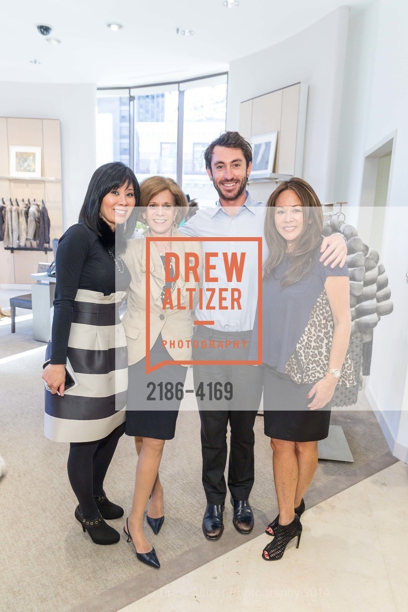 Shelley Cramer, Mimi Bushberg, Quincey Quinton, Serena McNamee, Joanna Haber, 2014 BAAA Benefit & Fashion Show Launch Party with Carmen Marc Valvo at SAKS FIFTH AVENUE, US, June 26th, 2014, Photo #2186-4169 Shelley Cramer, Mimi Bushberg, Quincey Quinton, Serena McNamee, Joanna Haber, Photo #2186-4169