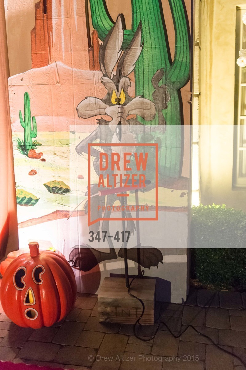Atmosphere, Wolfson-Federighi Cartoon Costume Party, Private Residence. 737 Bay Road, October 24th, 2015,Drew Altizer, Drew Altizer Photography, full-service agency, private events, San Francisco photographer, photographer california
