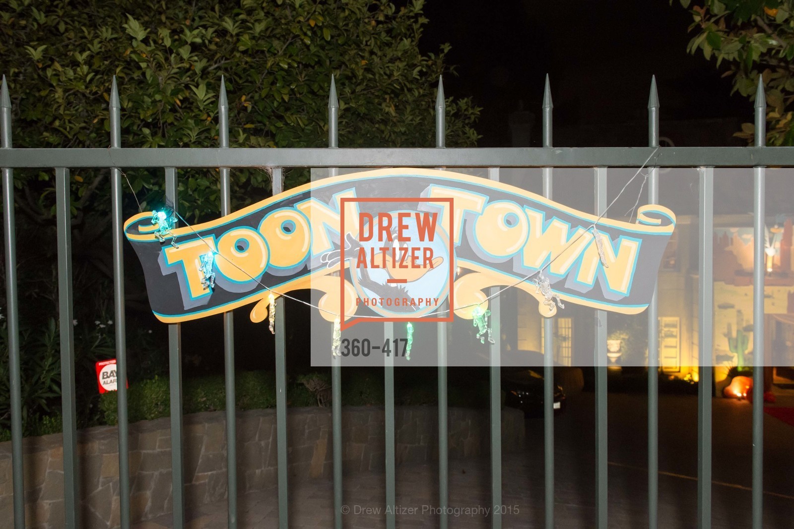 Atmosphere, Wolfson-Federighi Cartoon Costume Party, Private Residence. 737 Bay Road, October 24th, 2015,Drew Altizer, Drew Altizer Photography, full-service event agency, private events, San Francisco photographer, photographer California