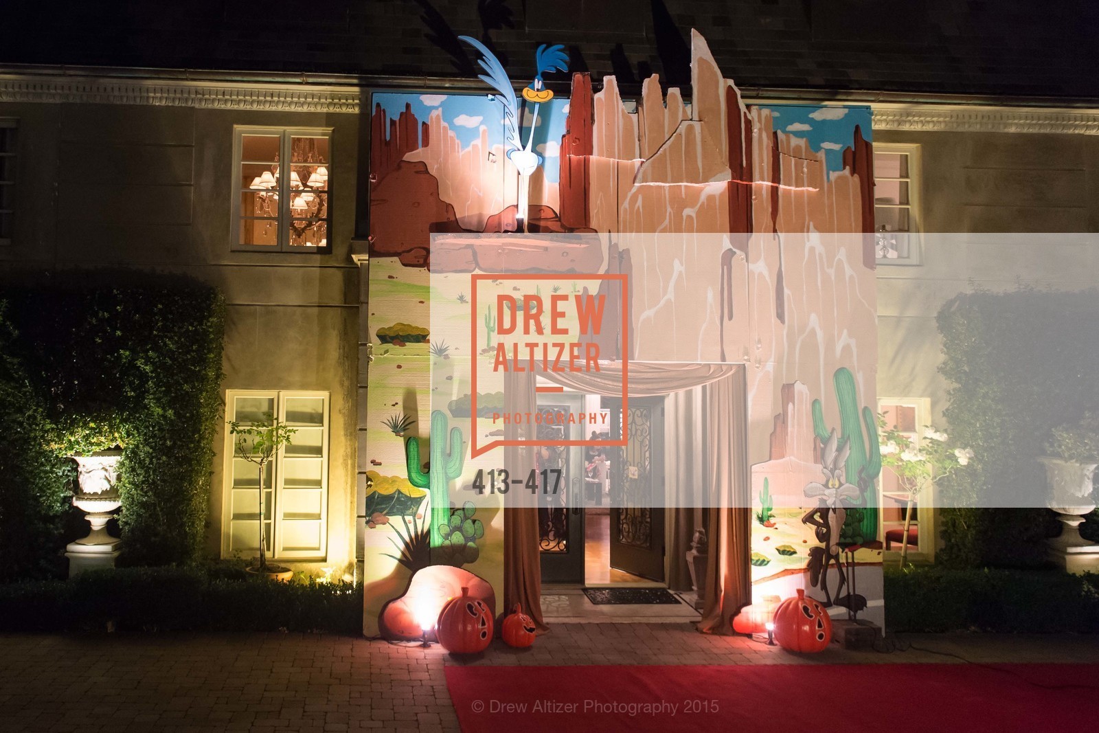Atmosphere, Wolfson-Federighi Cartoon Costume Party, Private Residence. Private Residence, . 737 Bay Road, October 24th, 2015, Photo #413-417 Atmosphere, Photo #413-417