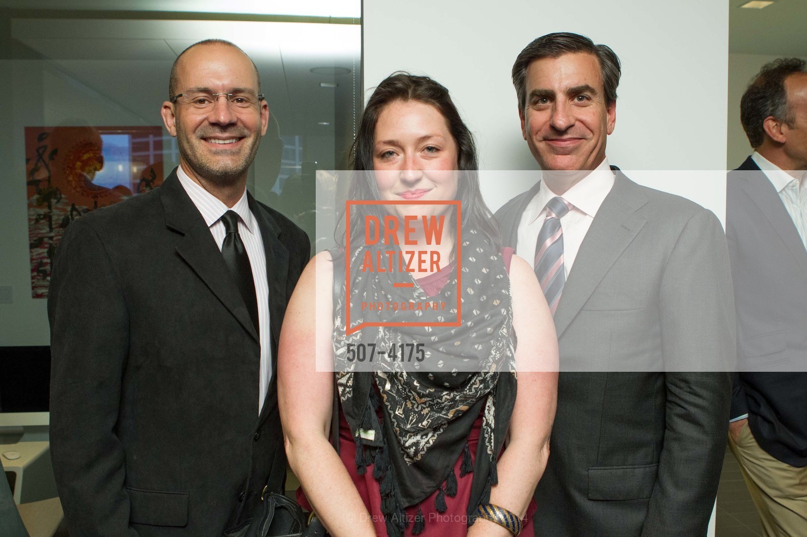 Noel Yelland, Dallas Kavanagh, Michael Franzia, Private Collections Benefitting Enterprise for High School Students, US, May 21st, 2014, Photo #507-4175 Noel Yelland, Dallas Kavanagh, Michael Franzia, Photo #507-4175