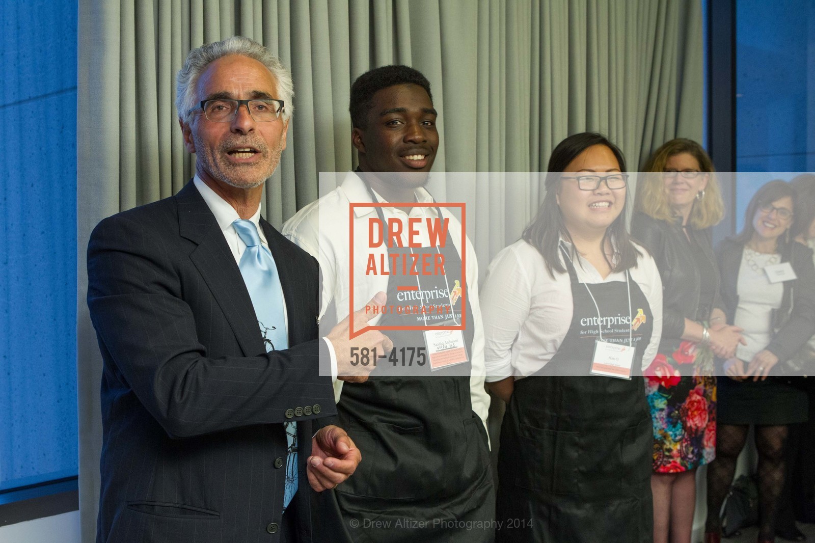 Tony DiStefano, Saadiq Anderson, Han O, Private Collections Benefitting Enterprise for High School Students, US, May 21st, 2014, Photo #581-4175 Tony DiStefano, Saadiq Anderson, Han O, Photo #581-4175