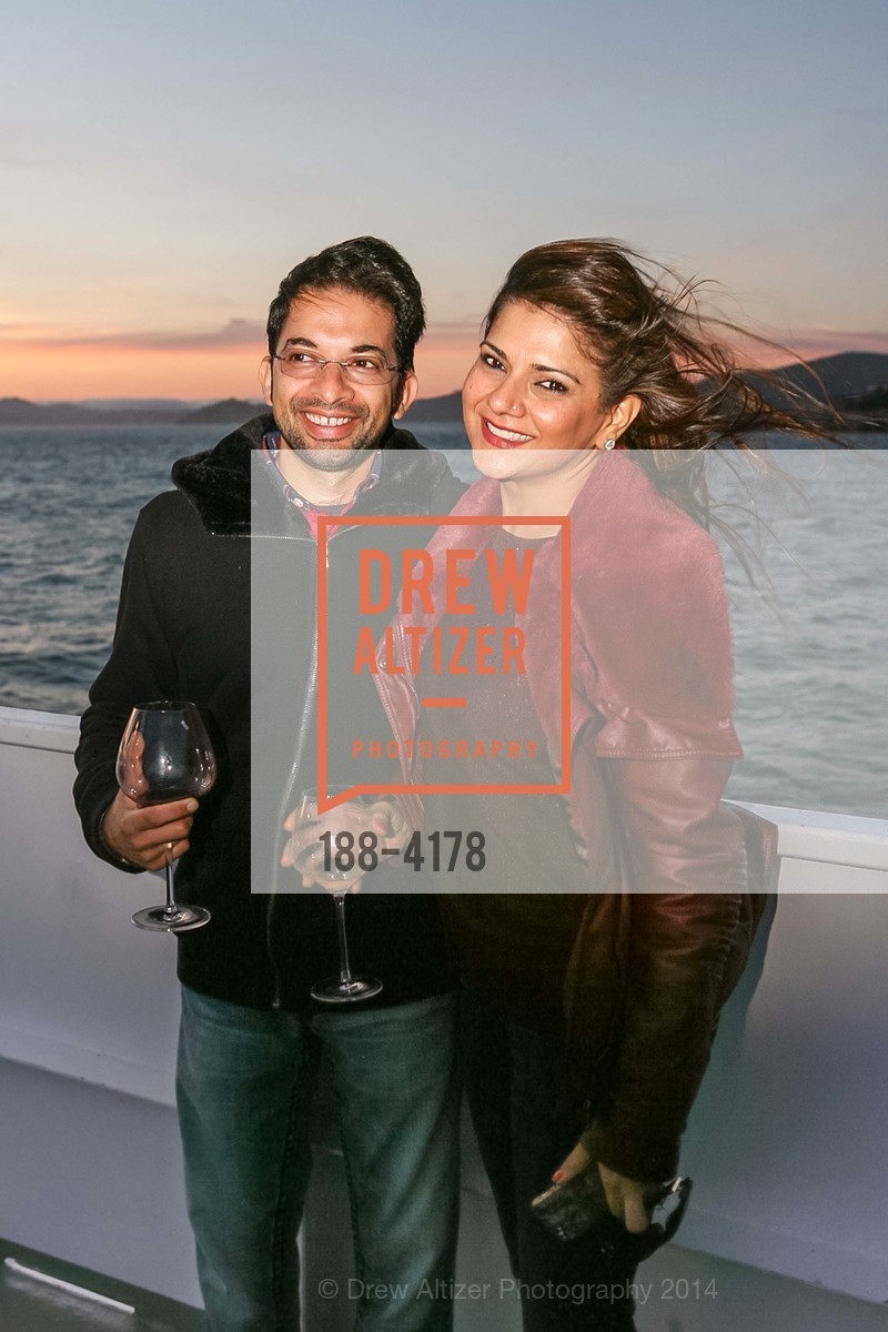 Kunal Malik, Pooja Malik, The Right Blend Sip and Sail WINE CRUISE, US, May 2nd, 2014, Photo #188-4178 Kunal Malik, Pooja Malik, Photo #188-4178