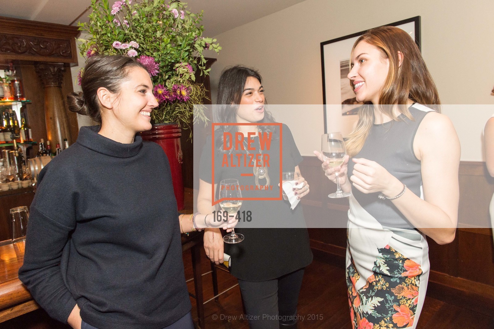 Michelle Finocchi, Rebecca Rathael, Felicity Conrad, Artsy and Sotheby's Village Pub Dinner, Village Pub. Village Pub, October 27th, 2015, Photo #169-418 Michelle Finocchi, Rebecca Rathael, Felicity Conrad, Photo #169-418