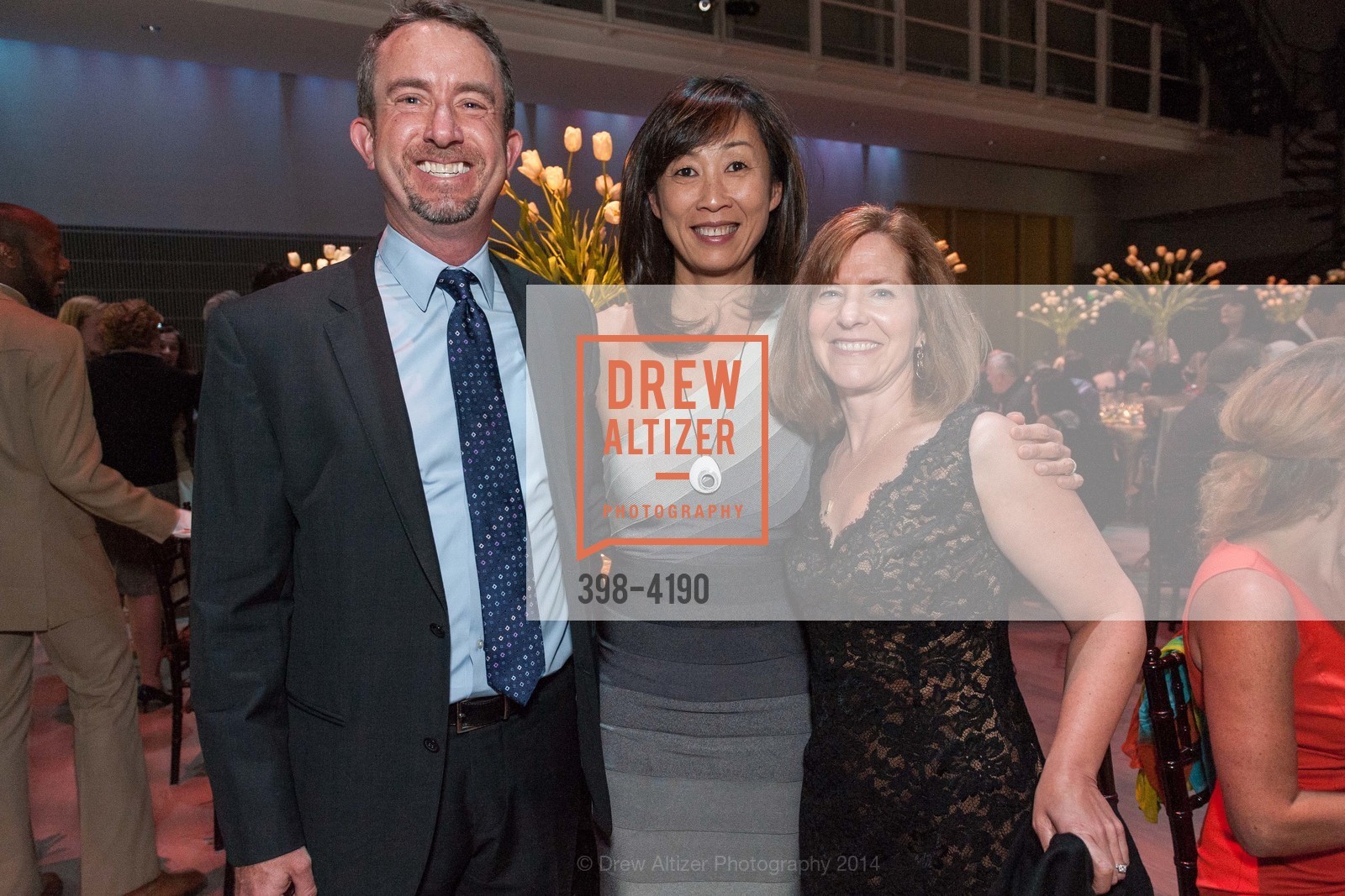 Lucia Choi-Dalton, Maureen McAvoy, ALONZO KING LINES Ballet Spring Gala, US, May 21st, 2014, Photo #398-4190 Lucia Choi-Dalton, Maureen McAvoy, Photo #398-4190