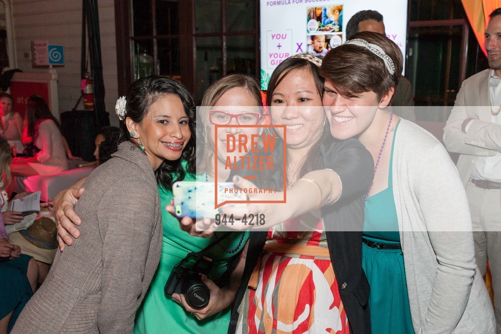 Rocio Salazar, Judy Trum, Stella Zhen, Julie Hepp, Photo #944-4218