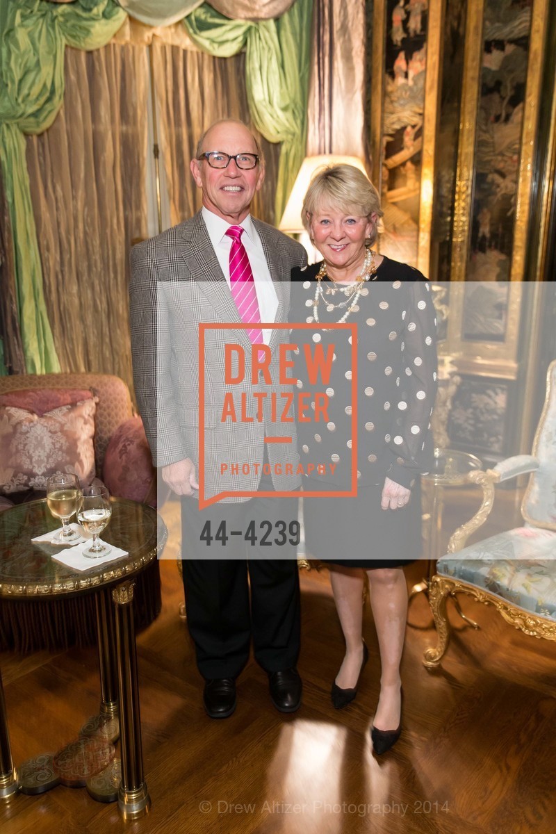Paul "Dino" Dinovitz, Cathy Dinovitz, Cocktail Reception for CHINATI FOUNDATION, US, November 21st, 2014, Photo #44-4239 Paul "Dino" Dinovitz, Cathy Dinovitz, Photo #44-4239