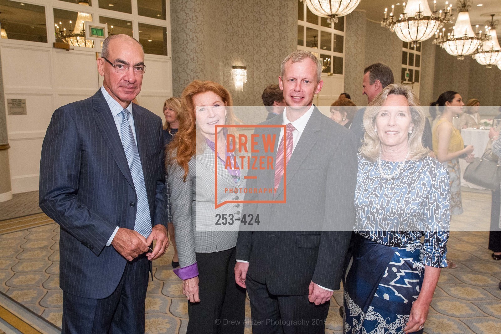 Dennis Mooradian, Sande Schlumberger, David Anderson, Susan Mooradian, 2015 ARCS Foundation Scholar Awards Luncheon, The Fairmont San Francisco. The Fairmont San Francisco, . 950 Mason St, October 29th, 2015, Photo #253-424 Dennis Mooradian, Sande Schlumberger, David Anderson, Susan Mooradian, Photo #253-424
