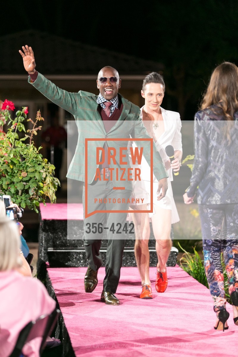 Marcus McCalister, Johnny Weir, Cocktails & Couture - old, US, August 27th, 2014, Photo #356-4242 Marcus McCalister, Johnny Weir, Photo #356-4242