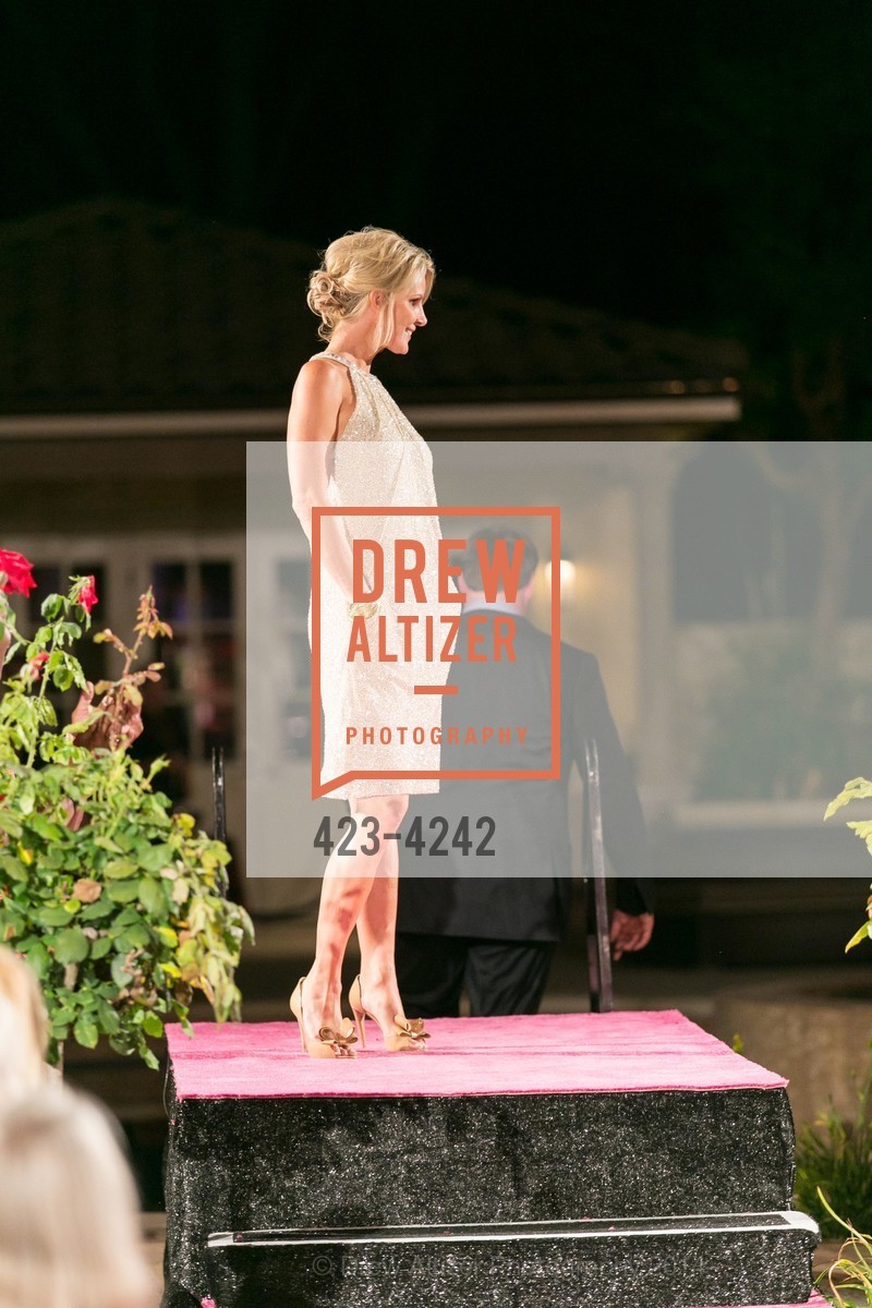 Samantha Bowman, Cocktails & Couture - old, US, August 27th, 2014, Photo #423-4242 Samantha Bowman, Photo #423-4242