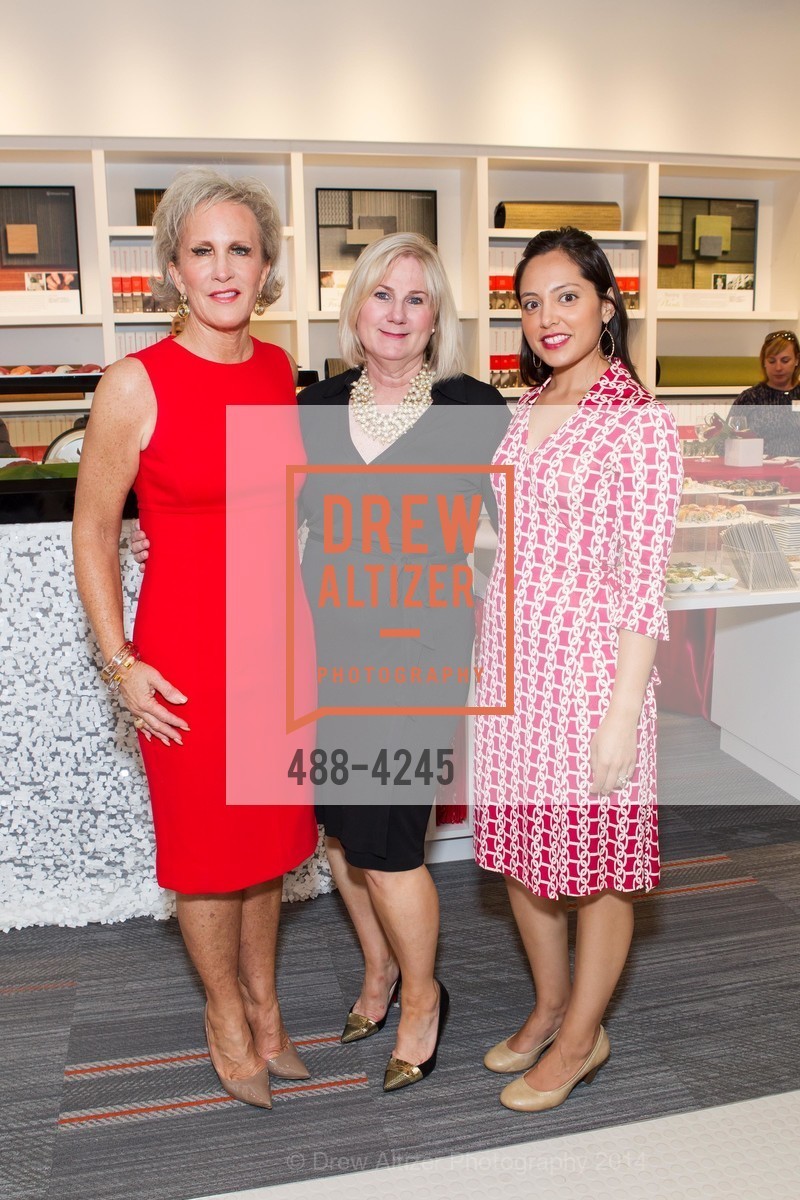 Melissa Badger, Leslie Dean, Leah De Guzman, DALTILE/MOHAWK Opening, US, June 26th, 2014, Photo #488-4245 Melissa Badger, Leslie Dean, Leah De Guzman, Photo #488-4245