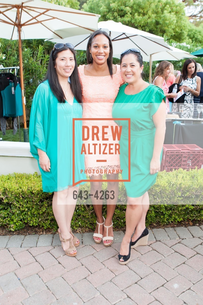 Lea Lind, Kisha Muller, Candace Beyer, Cocktails & Couture - old, US, August 27th, 2014, Photo #643-4263 Lea Lind, Kisha Muller, Candace Beyer, Photo #643-4263