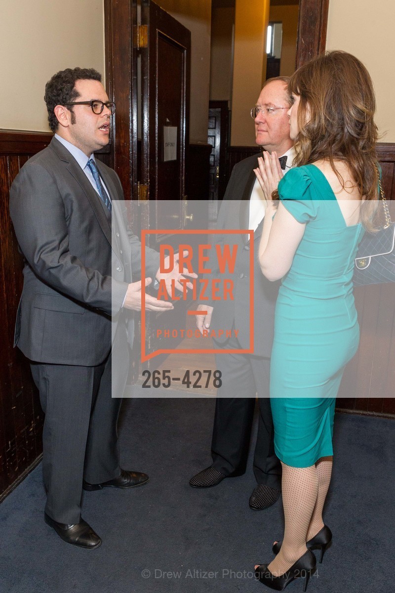 Josh Gad, John Lasseter, Zooey Deschanel, The 57th Annual SAN FRANCISCO INTERNATIONAL FILM FESTIVAL'S Awards Night, US, May 1st, 2014, Photo #265-4278 Josh Gad, John Lasseter, Zooey Deschanel, Photo #265-4278