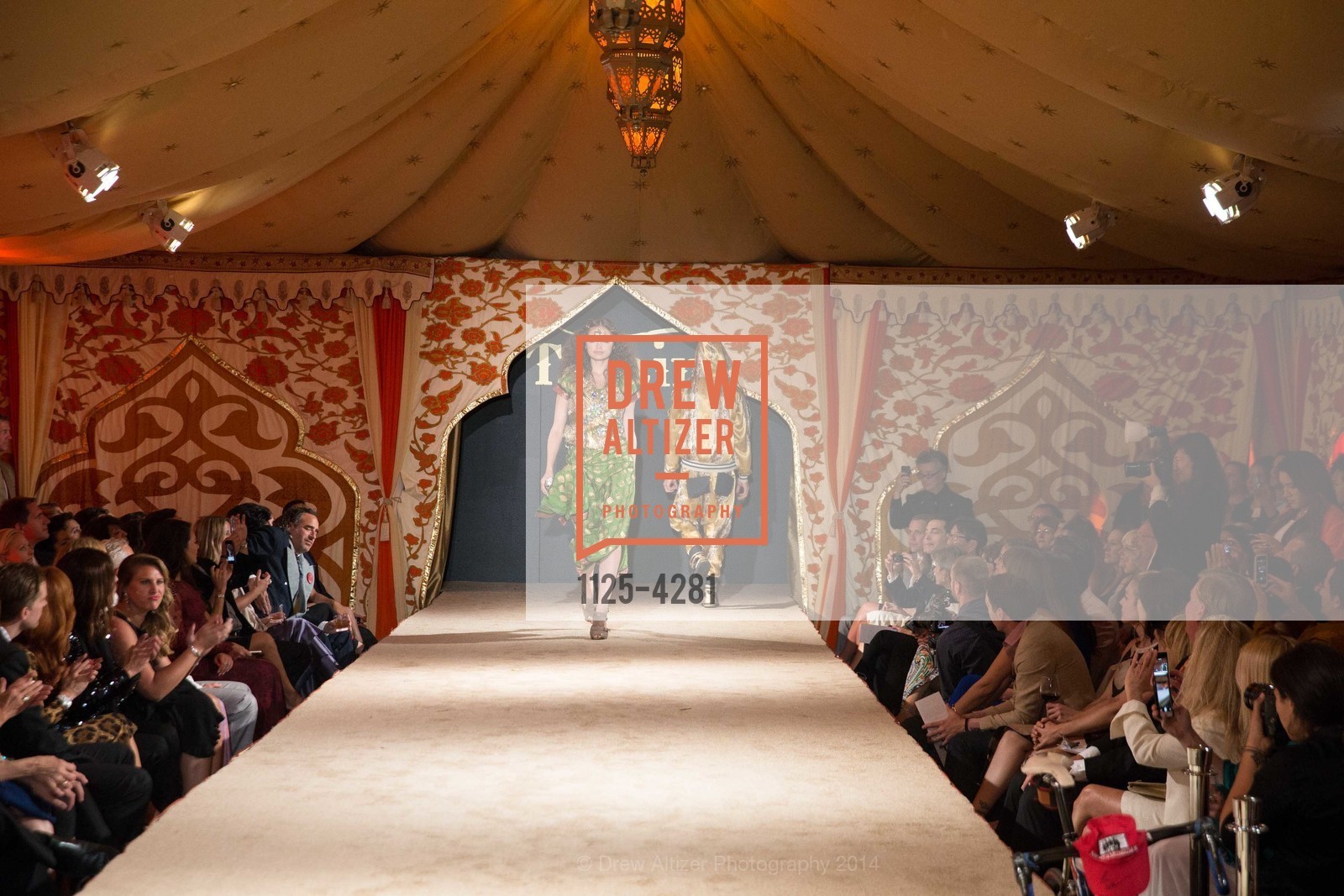 Runway, Third Annual HOTBED BENEFIT Hosted by the DREVER Family, US, August 23rd, 2014, Photo #1125-4281 Runway, Photo #1125-4281