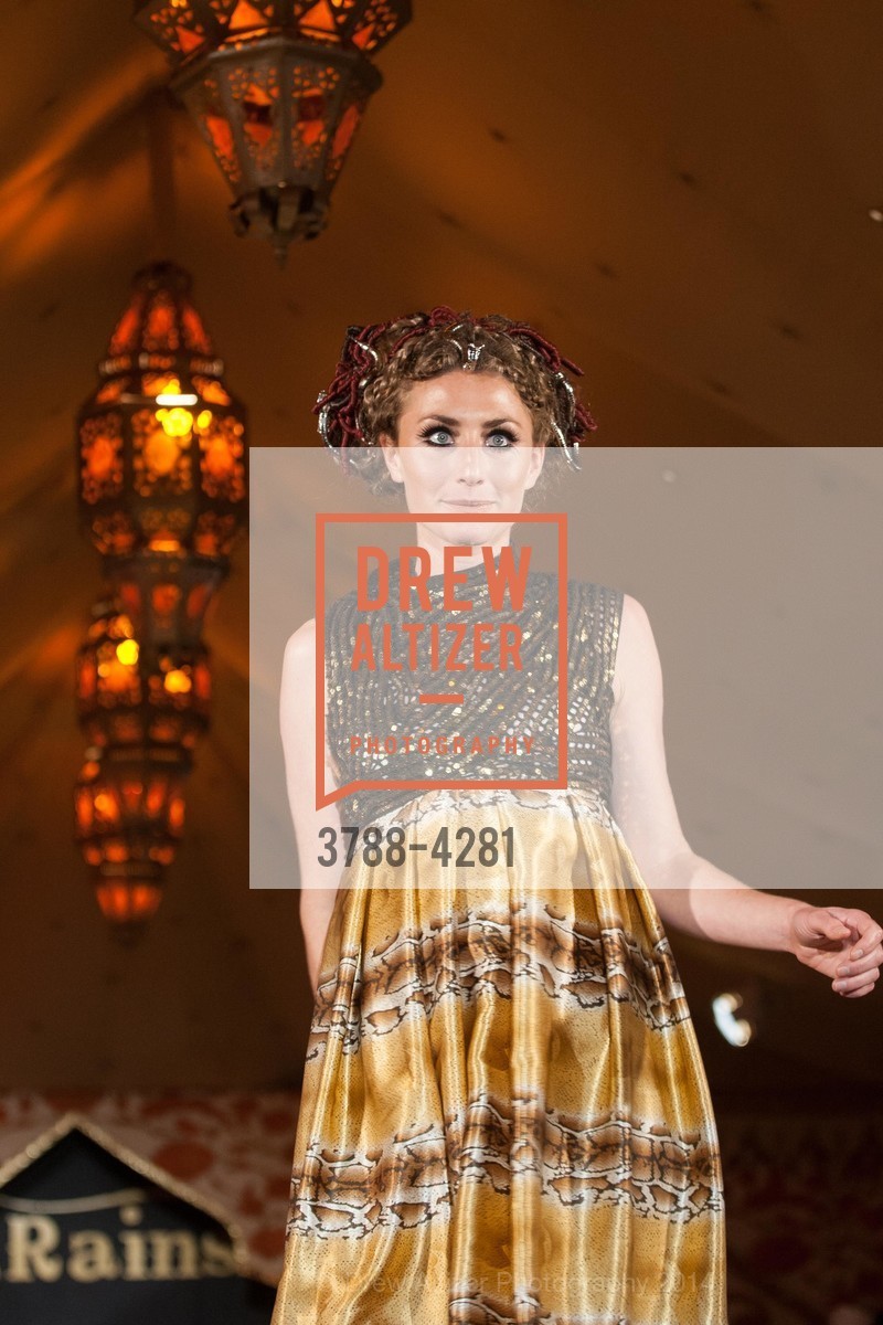 Runway, Third Annual HOTBED BENEFIT Hosted by the DREVER Family, US, August 23rd, 2014, Photo #3788-4281 Runway, Photo #3788-4281