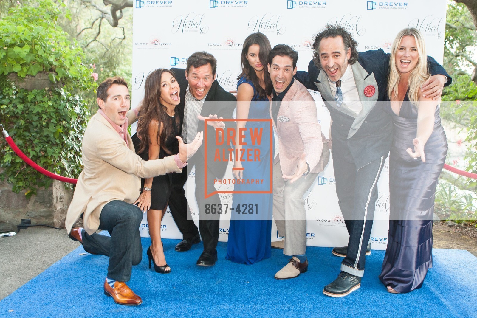 Maverick Jones, Kat Smith, Todd Chaffee, Mindy MacKenzie, Ben Patton, James Curleigh, Jackie Curleigh, Third Annual HOTBED BENEFIT Hosted by the DREVER Family, US, August 23rd, 2014, Photo #8637-4281 Maverick Jones, Kat Smith, Todd Chaffee, Mindy MacKenzie, Ben Patton, James Curleigh, Jackie Curleigh, Photo #8637-4281