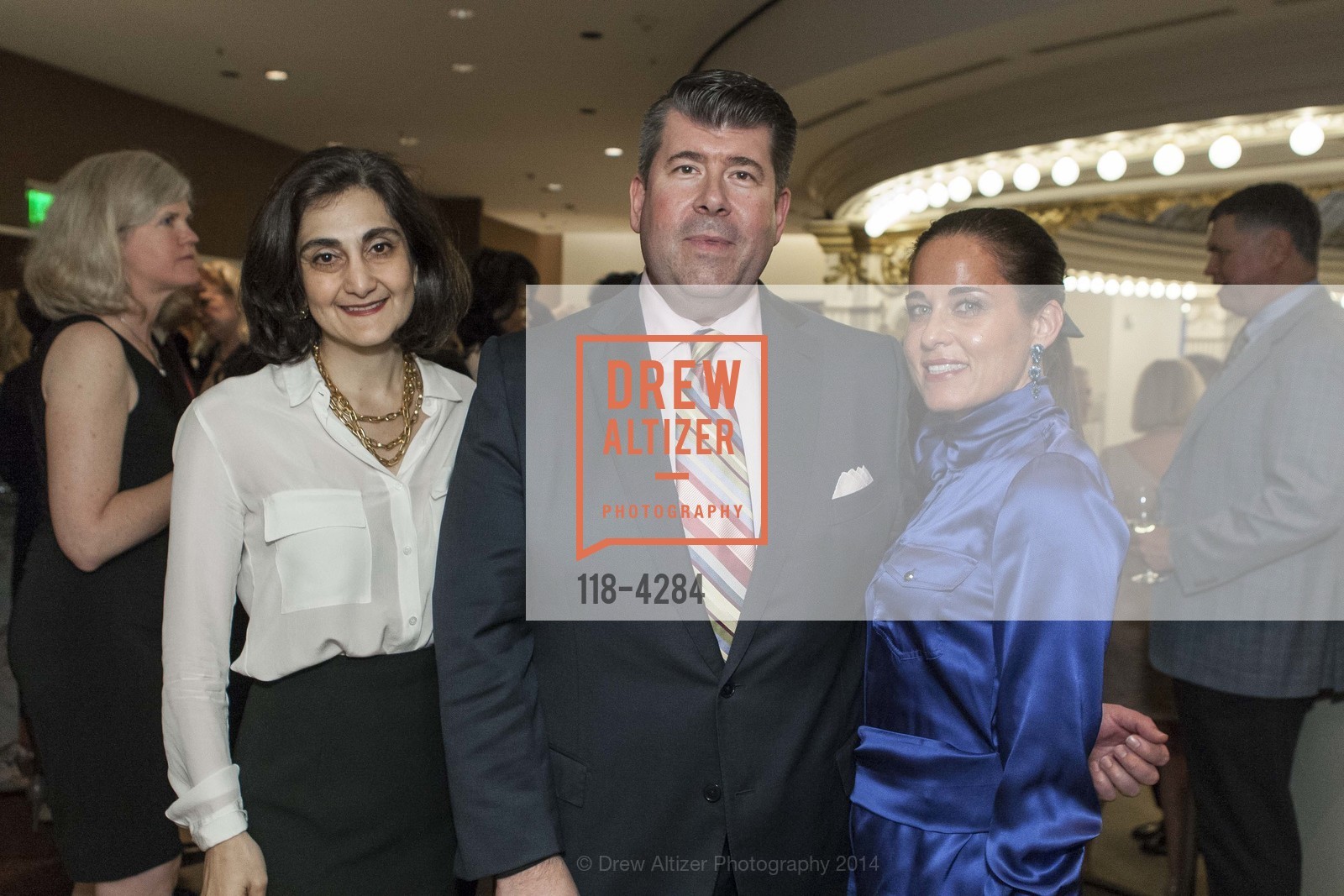Fati Farmanfarmaian, Alan Morrell, Natalia Urrutia, SF BALLET Fashion Show Launch Party, US, March 5th, 2014, Photo #118-4284 Fati Farmanfarmaian, Alan Morrell, Natalia Urrutia, Photo #118-4284