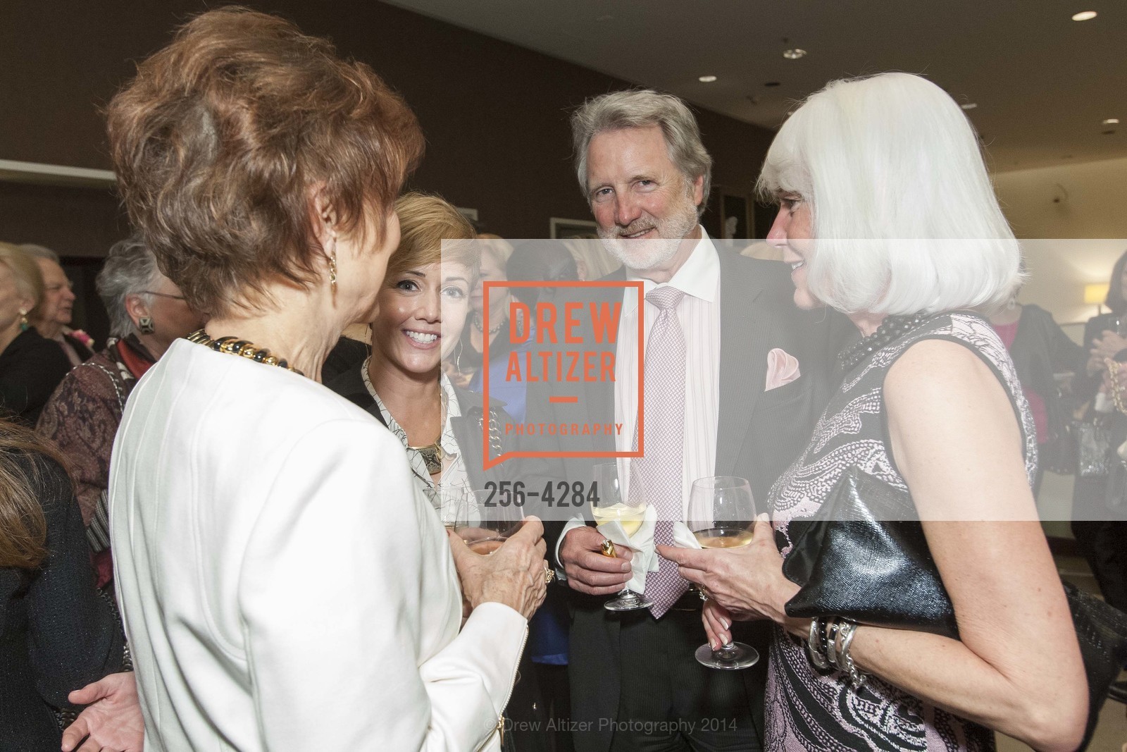 Suzanne Thornton, Christina Santelli, Steve Burrill, Kelli Burrill, SF BALLET Fashion Show Launch Party, US, March 5th, 2014, Photo #256-4284 Suzanne Thornton, Christina Santelli, Steve Burrill, Kelli Burrill, Photo #256-4284