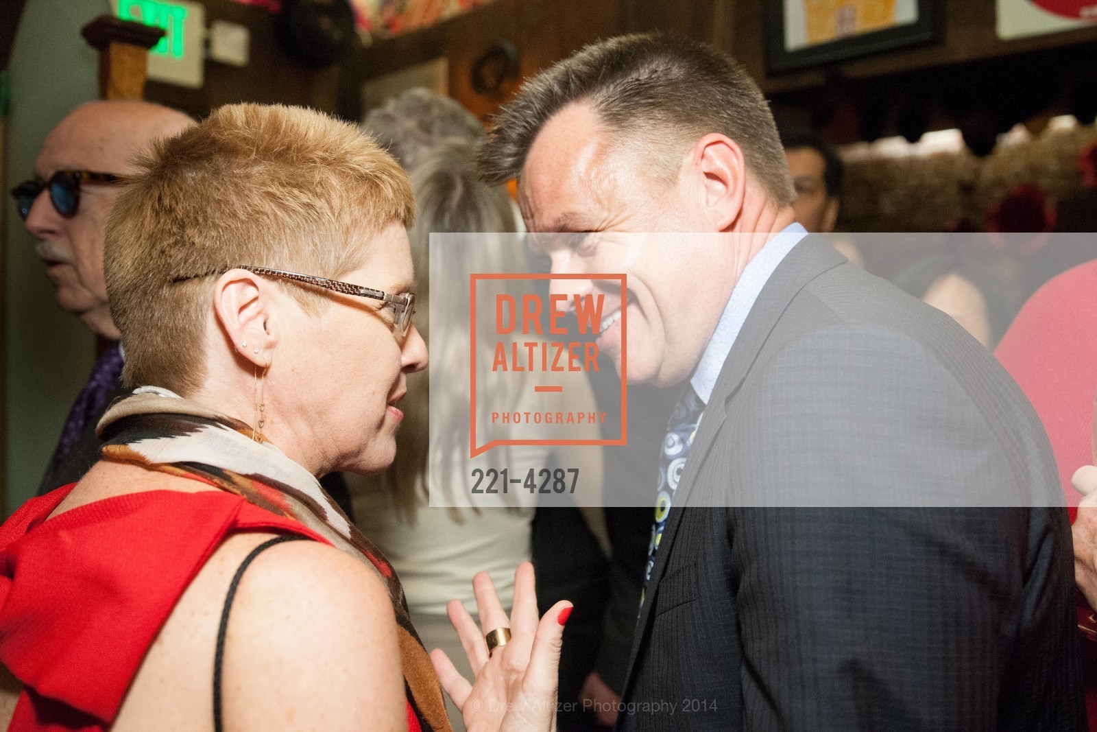 Patty Presta, Kevin Winge, l'affair rouge, US, November 21st, 2014, Photo #221-4287 Patty Presta, Kevin Winge, Photo #221-4287