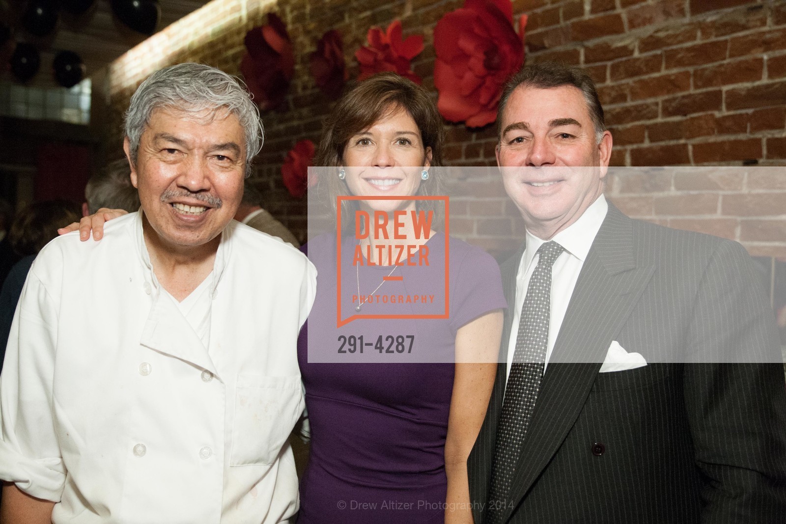 Johnny Tanphanich, Melissa Fairbrother, Marc Corsi, l'affair rouge, US, November 21st, 2014, Photo #291-4287 Johnny Tanphanich, Melissa Fairbrother, Marc Corsi, Photo #291-4287