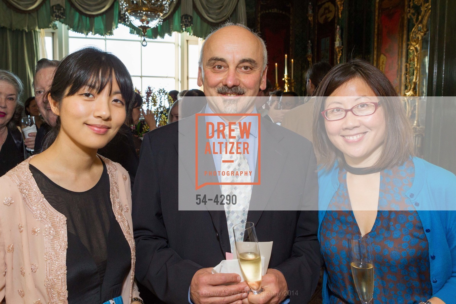 Elizabeth Roe, Boris Khersonski, Ching Ye Hu, Private Dinner honoring San Francisco Classical Voice, US, May 5th, 2014, Photo #54-4290 Elizabeth Roe, Boris Khersonski, Ching Ye Hu, Photo #54-4290
