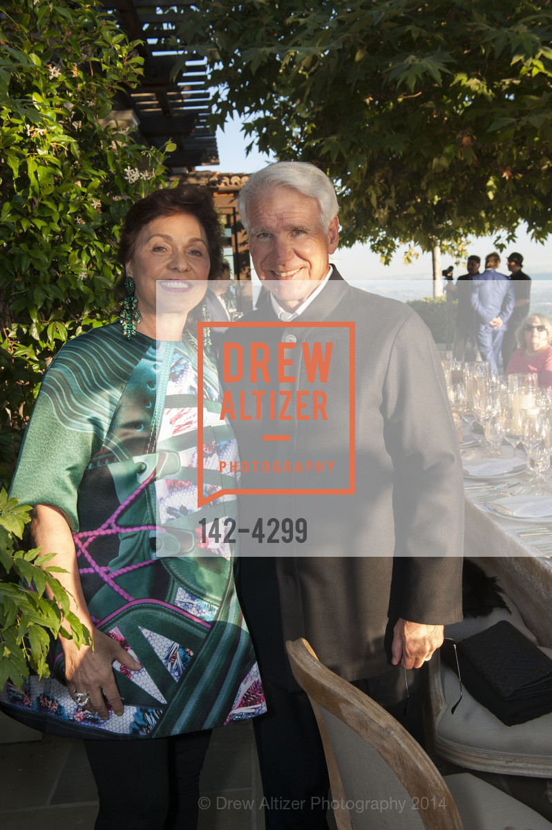Maria Manetti Shrem, Timothy Blackburn, FESTIVAL DEL SOLE'S Founders Dinner, US, July 10th, 2014, Photo #142-4299 Maria Manetti Shrem, Timothy Blackburn, Photo #142-4299