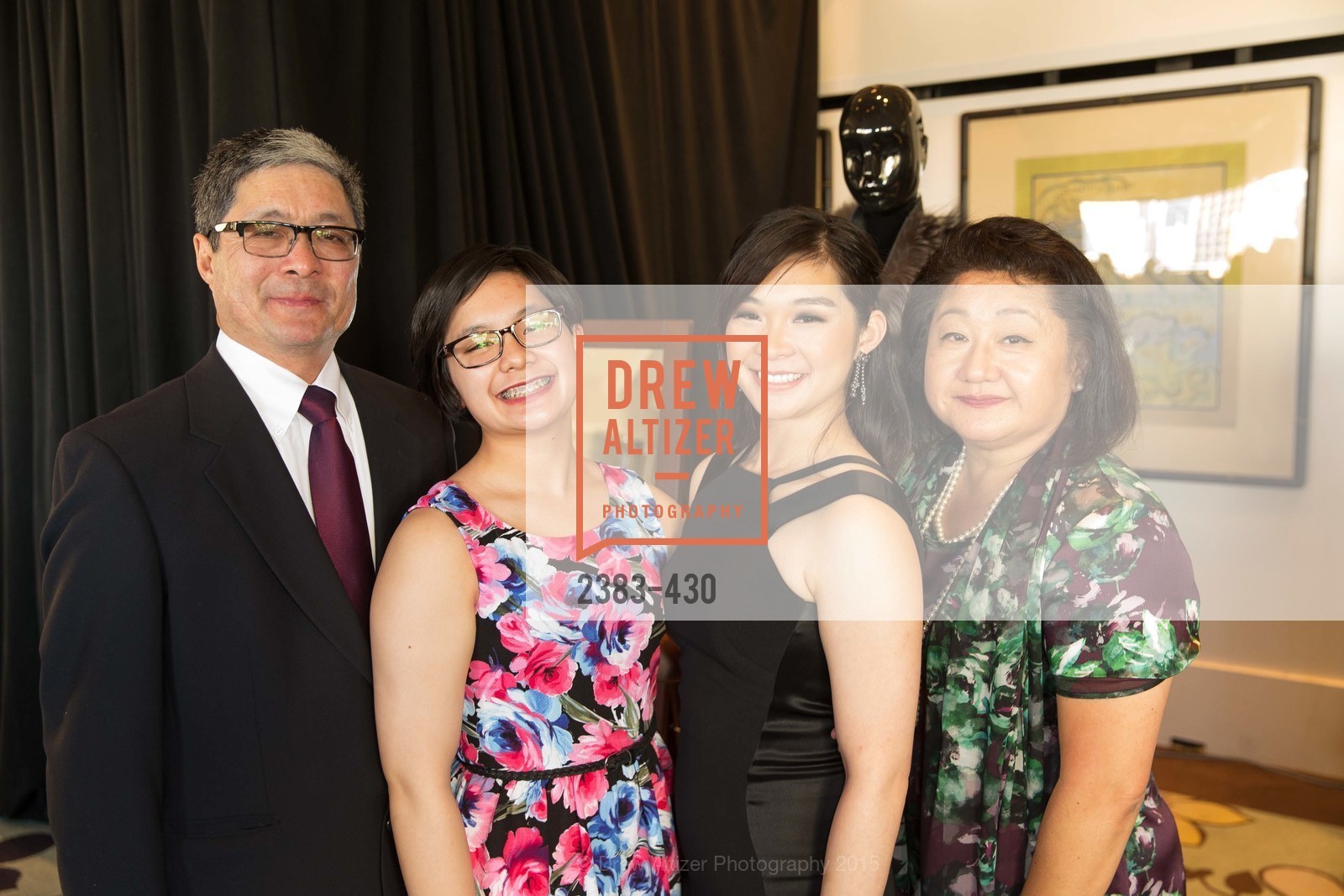 Milton Yuen, Catherine Yuen, Lizzie Yuen, Nancy Yuen, Photo #2383-430