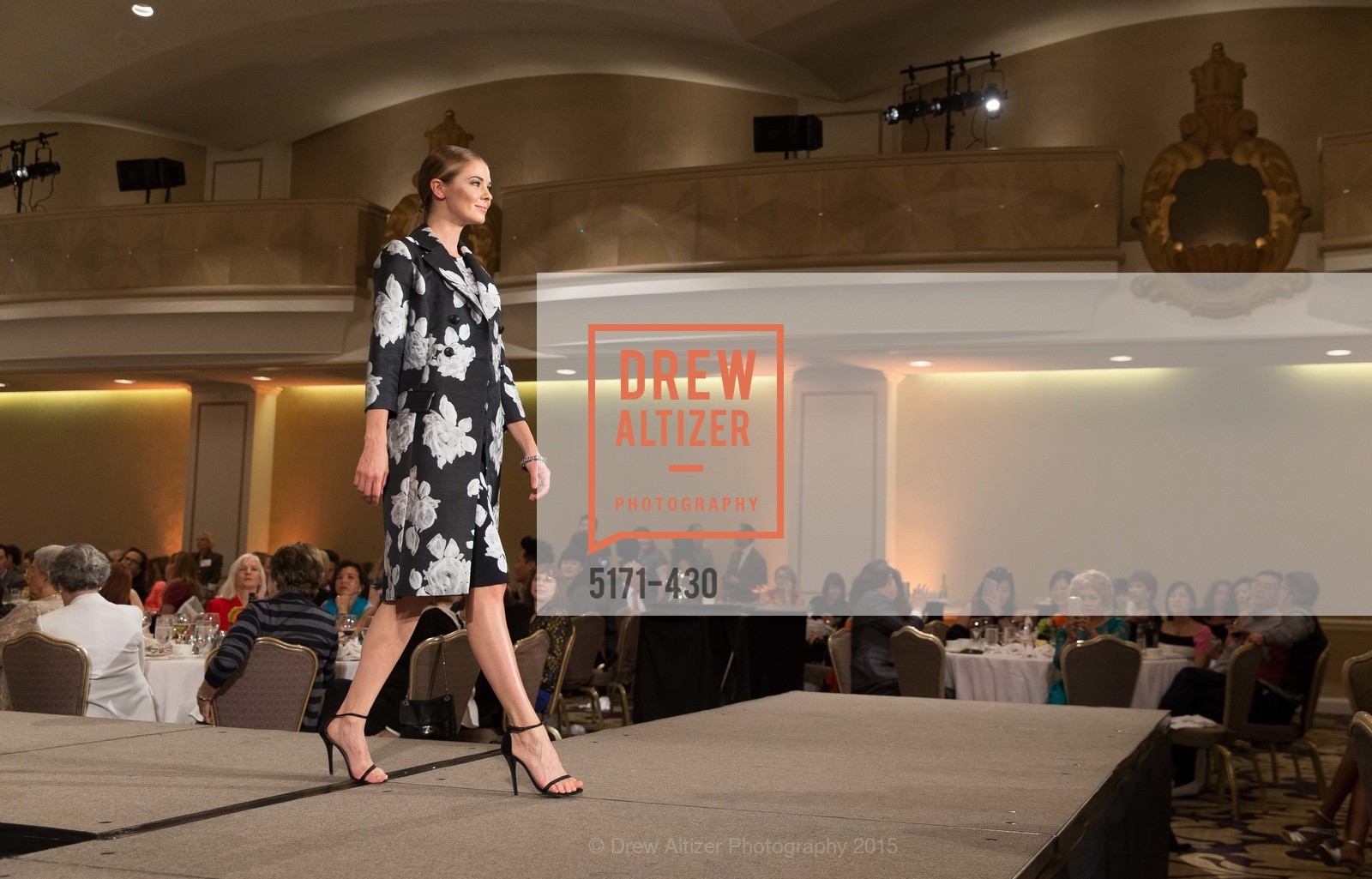 Runway, The Arthritis Foundation Presents FASHION FIGHTS ARTHRITIS featuring St. John, Fairmont Hotel, Ballroom. 950 Mason Street, October 30th, 2015,Drew Altizer, Drew Altizer Photography, full-service event agency, private events, San Francisco photographer, photographer California