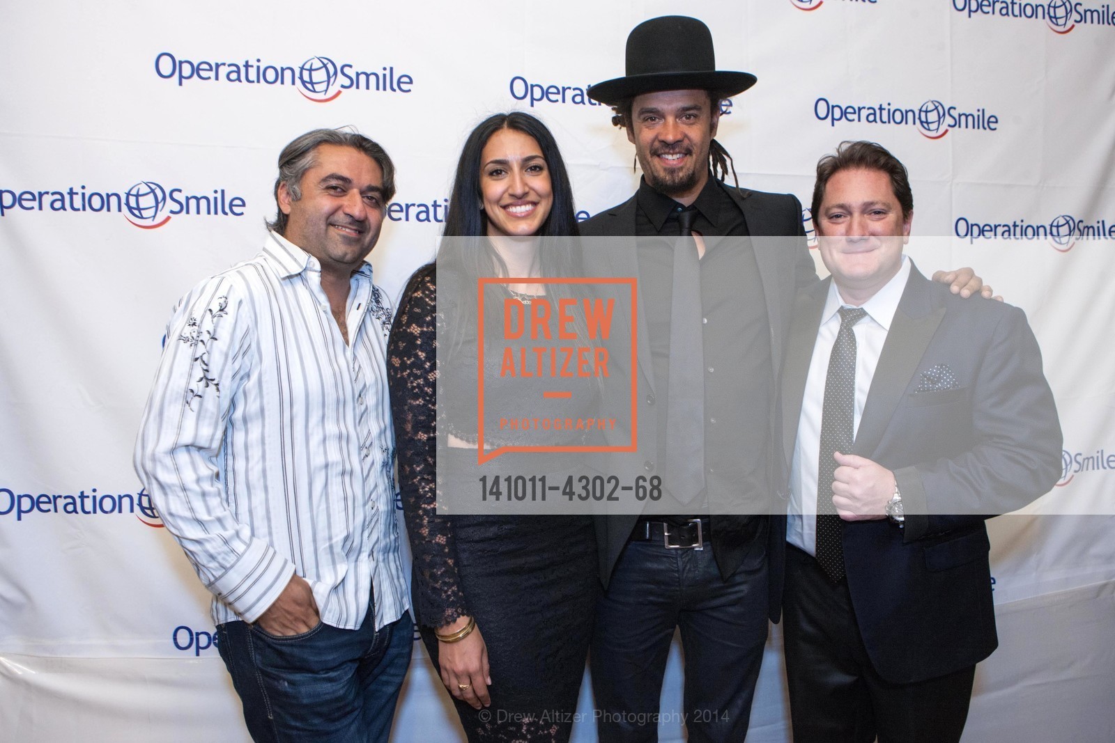 Hooman Khalili, Sara Agah, Michael Franti, Liam Mayclem, THE SMILE GALA San Francisco 2014 Benefiting OPERATION SMILE, US, October 11th, 2014, Photo #141011-4302-68 Hooman Khalili, Sara Agah, Michael Franti, Liam Mayclem, Photo #141011-4302-68