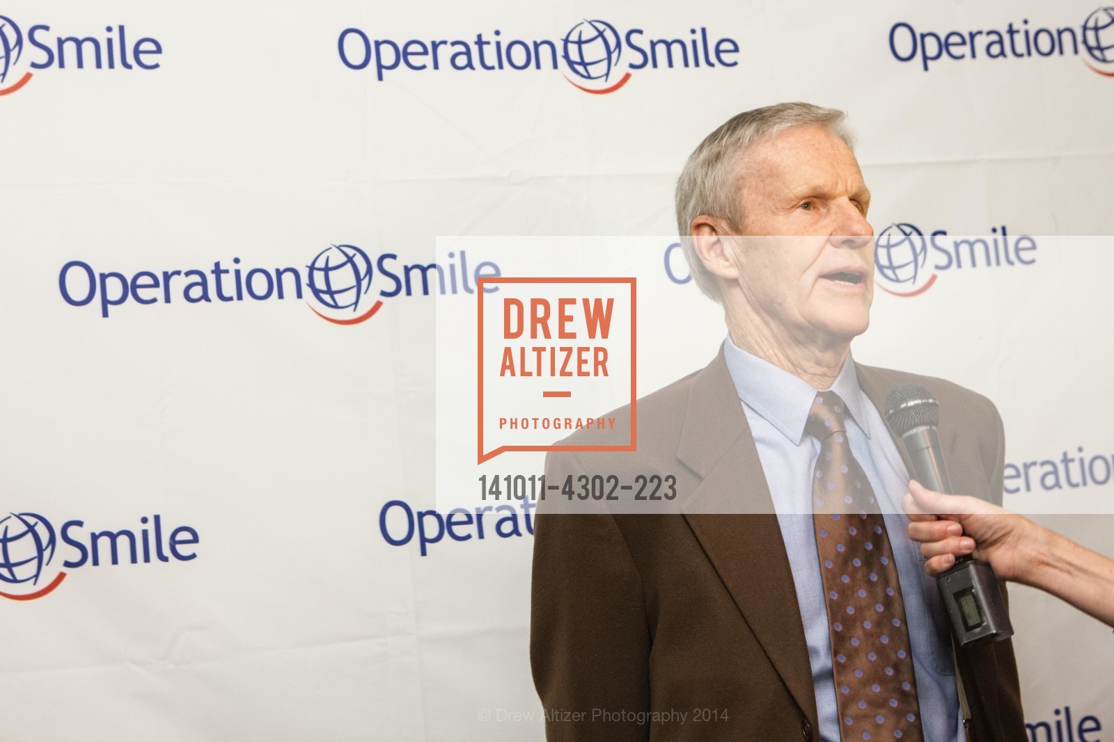 THE SMILE GALA San Francisco 2014 Benefiting OPERATION SMILE, US, October 11th, 2014, Photo #141011-4302-223 Photo #141011-4302-223