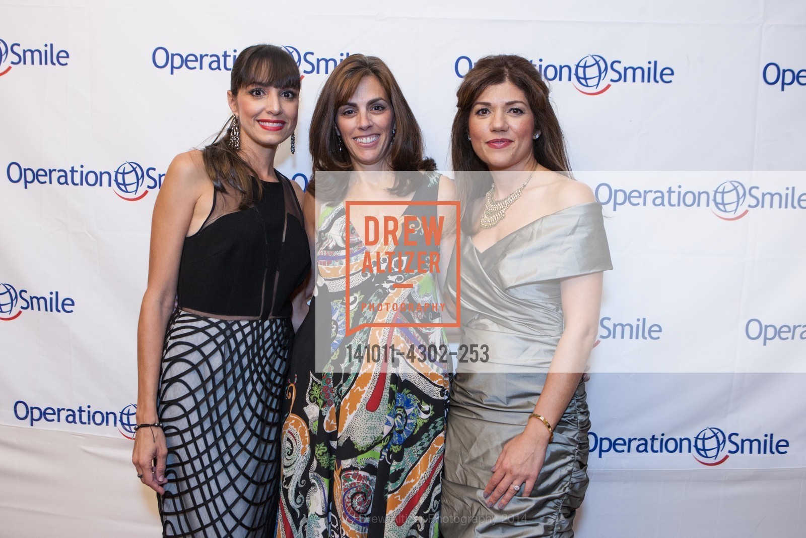 Shirin Aryanpour, Lisa Lori, Shab Farzaneh, THE SMILE GALA San Francisco 2014 Benefiting OPERATION SMILE, US, October 11th, 2014, Photo #141011-4302-253 Shirin Aryanpour, Lisa Lori, Shab Farzaneh, Photo #141011-4302-253