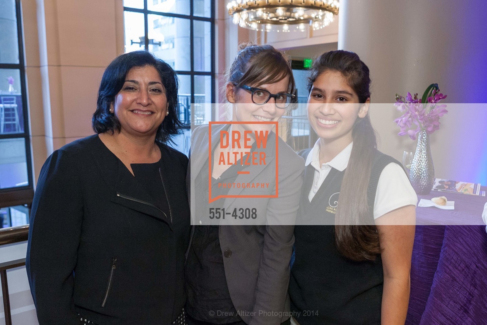 Alicia DeSantiago, Anna Utgoff, Jenny Urias, 5th Annual ENVIRONMENTAL WORKING GROUP'S Earth Dinner, US, May 20th, 2014, Photo #551-4308 Alicia DeSantiago, Anna Utgoff, Jenny Urias, Photo #551-4308