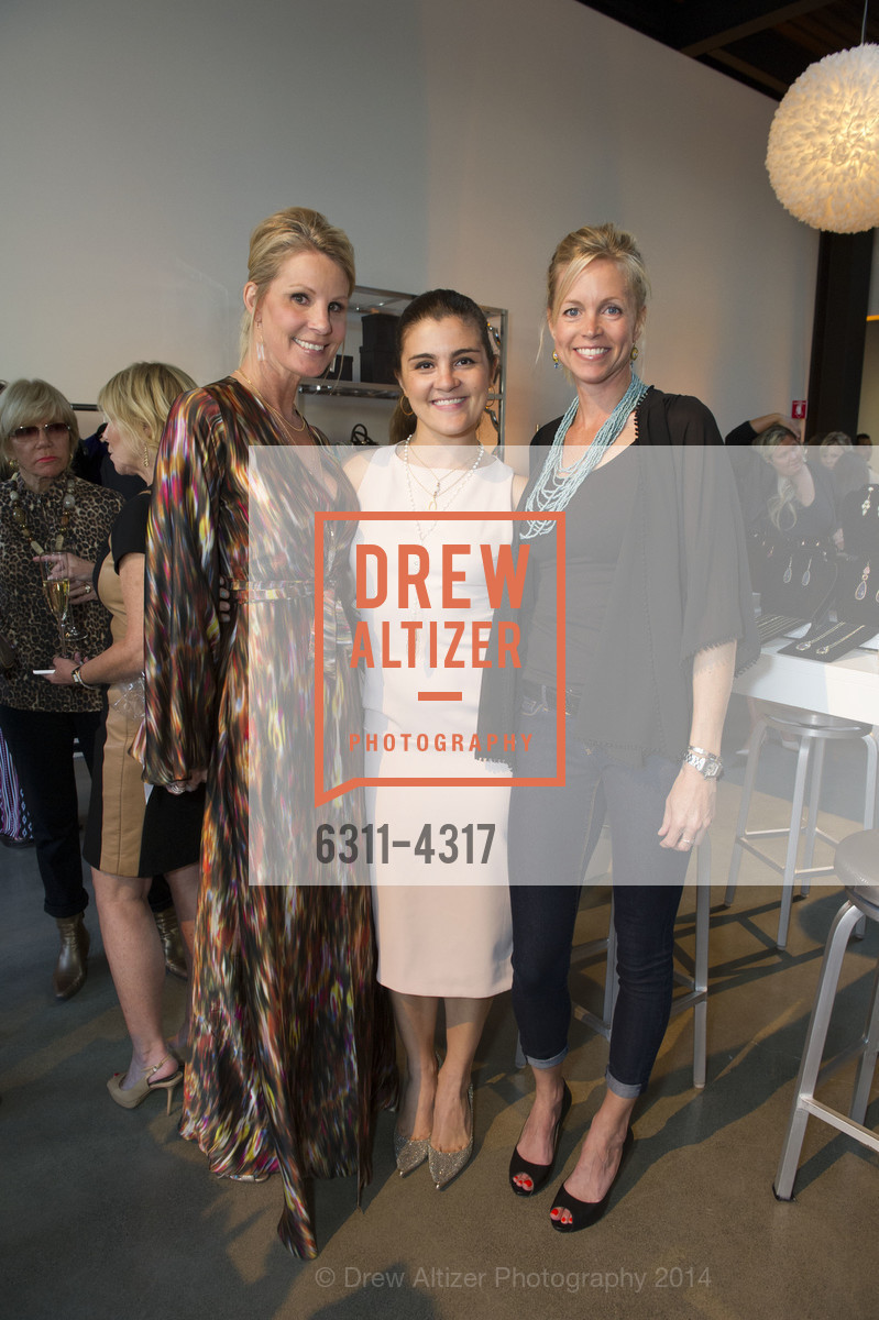 Samantha Bowman, Hayly Mickles, Cindy Jenkel, CLOSET HQ Pop-Up and Pop-In, US, May 5th, 2014, Photo #6311-4317 Samantha Bowman, Hayly Mickles, Cindy Jenkel, Photo #6311-4317