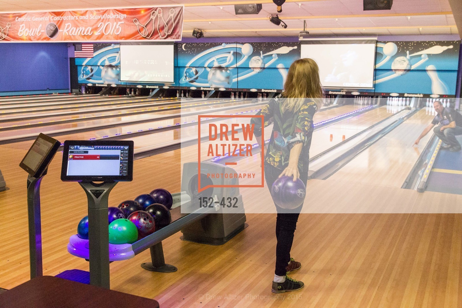 Bowling, ScavulloDesign Centric Builders Bowling Party, Presidio Bowl. 93 Moraga Ave, October 29th, 2015,Drew Altizer, Drew Altizer Photography, full-service agency, private events, San Francisco photographer, photographer california