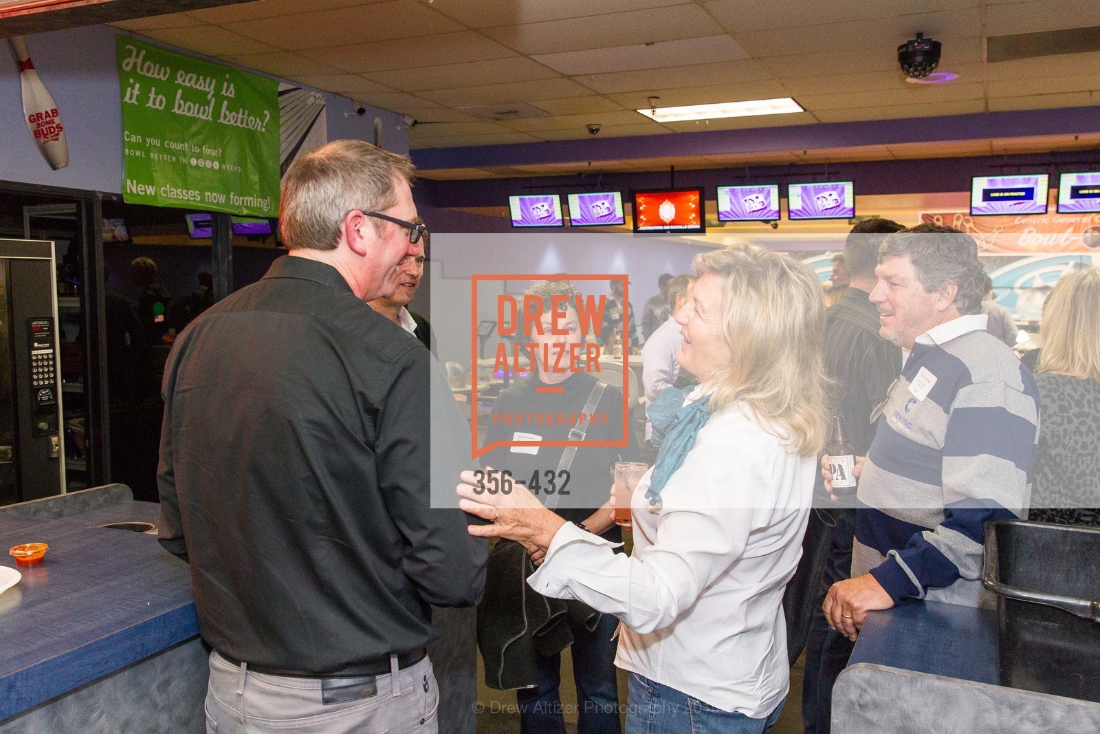 Silvina Blasen, Tim McDonald, ScavulloDesign Centric Builders Bowling Party, Presidio Bowl. 93 Moraga Ave, October 29th, 2015,Drew Altizer, Drew Altizer Photography, full-service agency, private events, San Francisco photographer, photographer california