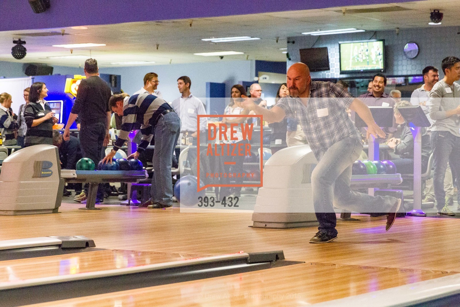 Bowling, ScavulloDesign Centric Builders Bowling Party, Presidio Bowl. 93 Moraga Ave, October 29th, 2015,Drew Altizer, Drew Altizer Photography, full-service agency, private events, San Francisco photographer, photographer california