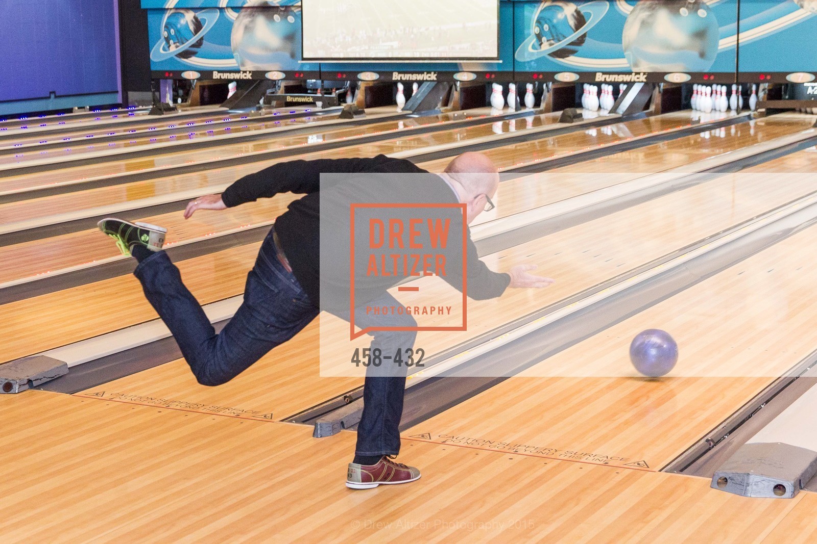 Bowling, ScavulloDesign Centric Builders Bowling Party, Presidio Bowl. 93 Moraga Ave, October 29th, 2015,Drew Altizer, Drew Altizer Photography, full-service agency, private events, San Francisco photographer, photographer california